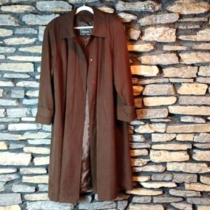 Plus size rain/trench coat